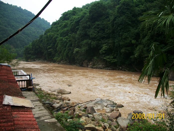 温泉+露营+自助汤锅-------达州风行周末平滩行