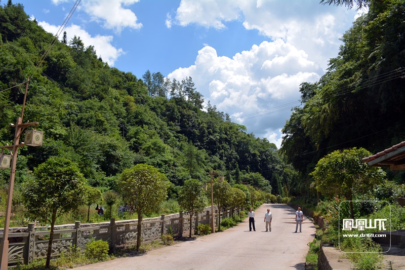 五马归槽游步道