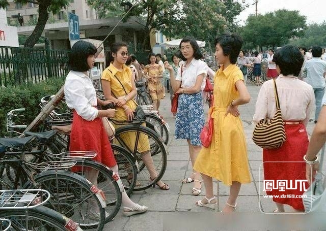 镜头下:上世纪八九十年代的中国女性美