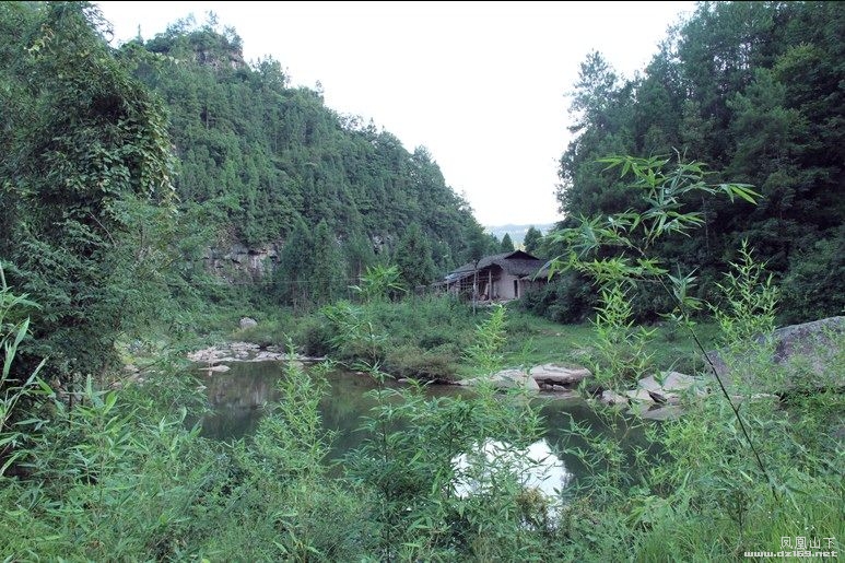 白岩滩水库图片