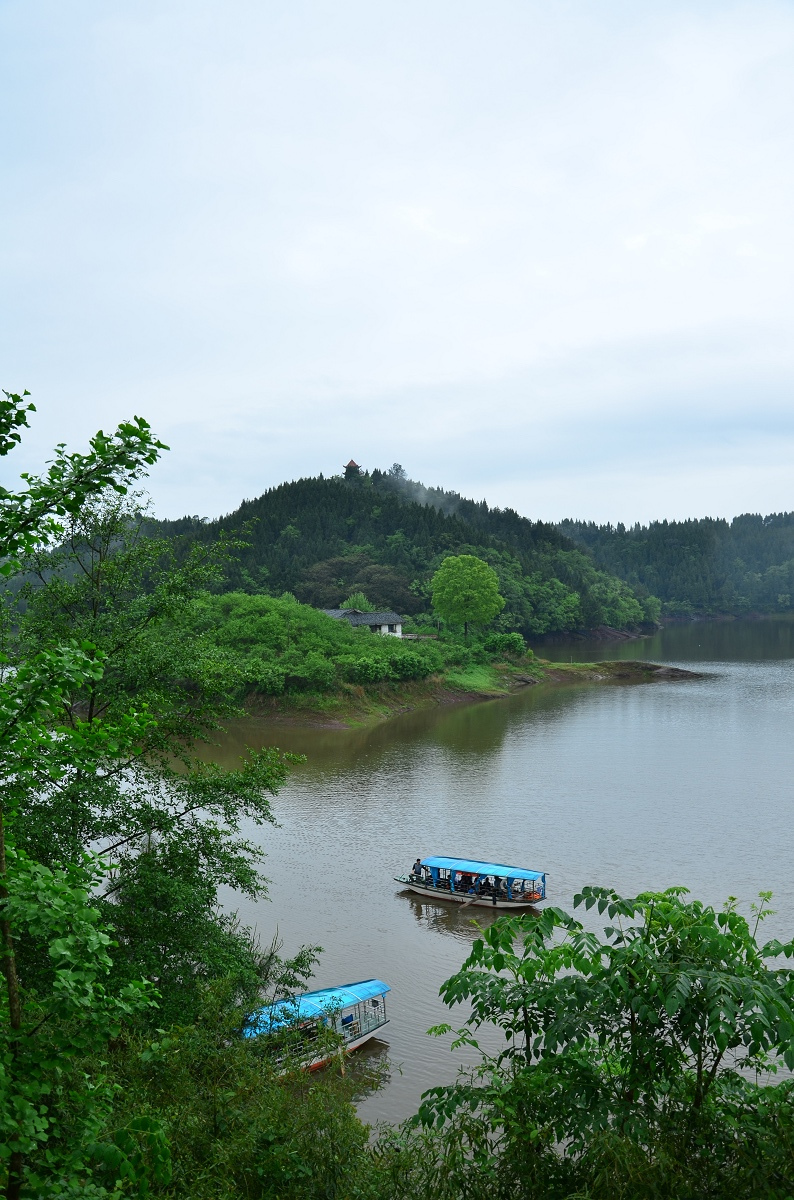 雨游开江明月水库