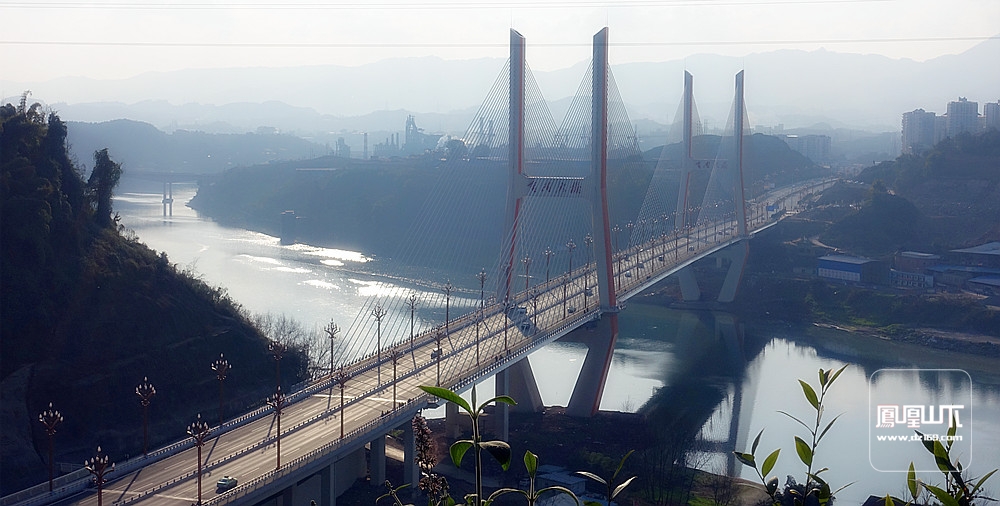 达州翠屏山翠屏大道图片