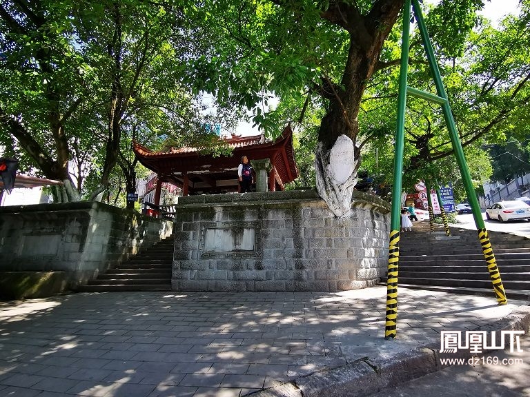 犹记当年北岩寺 钟鼓之声盖达城 今日达州 凤